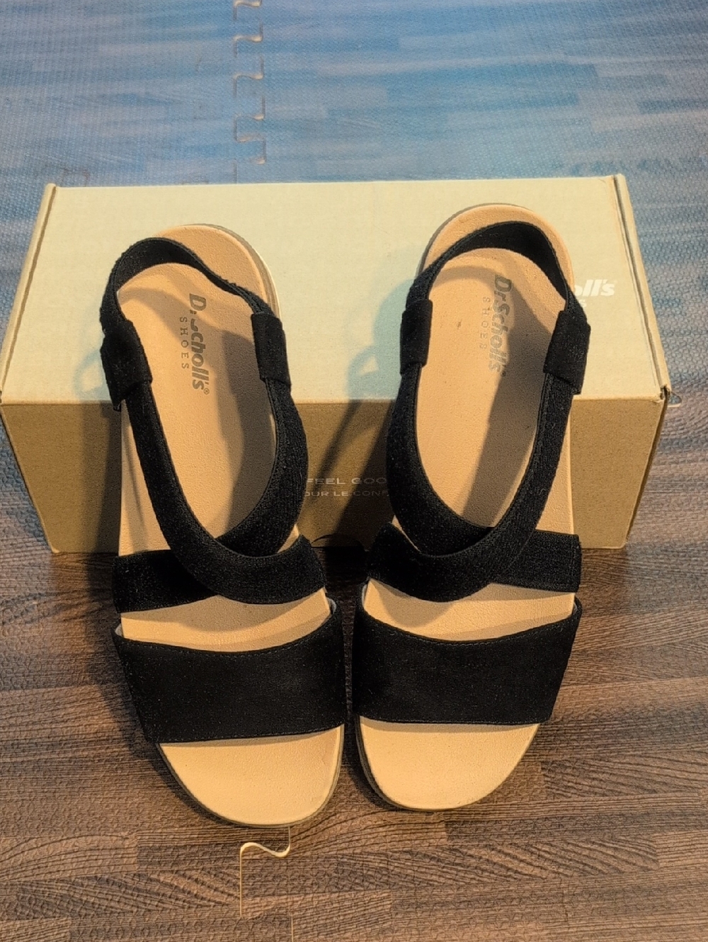 Dr. Scholl's Women's Islander Sandal Size 8 Black Microfiber - Picture 5 of 7